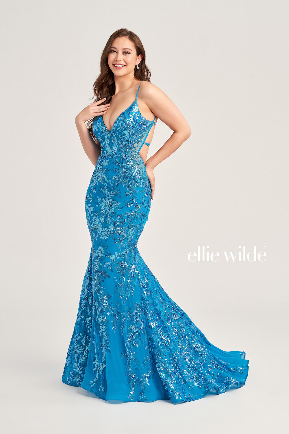 Cerulean Blue Dresses & More: Shop The Trend 2024 
