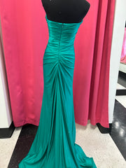 XO Exclusive Prom Dress P4560